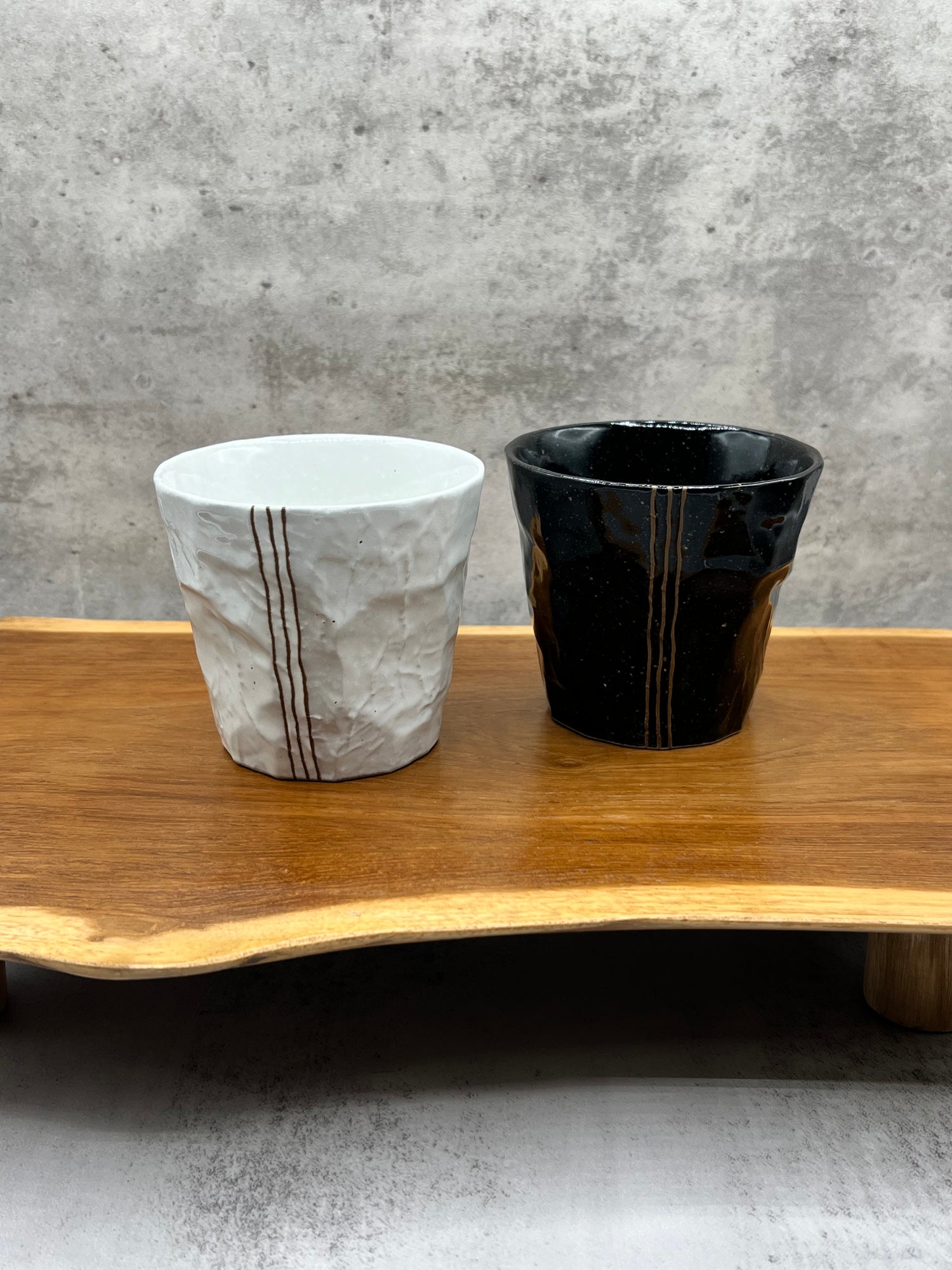 Kuro Rock Black Mino-yaki Yunomi - Japanese Teacup