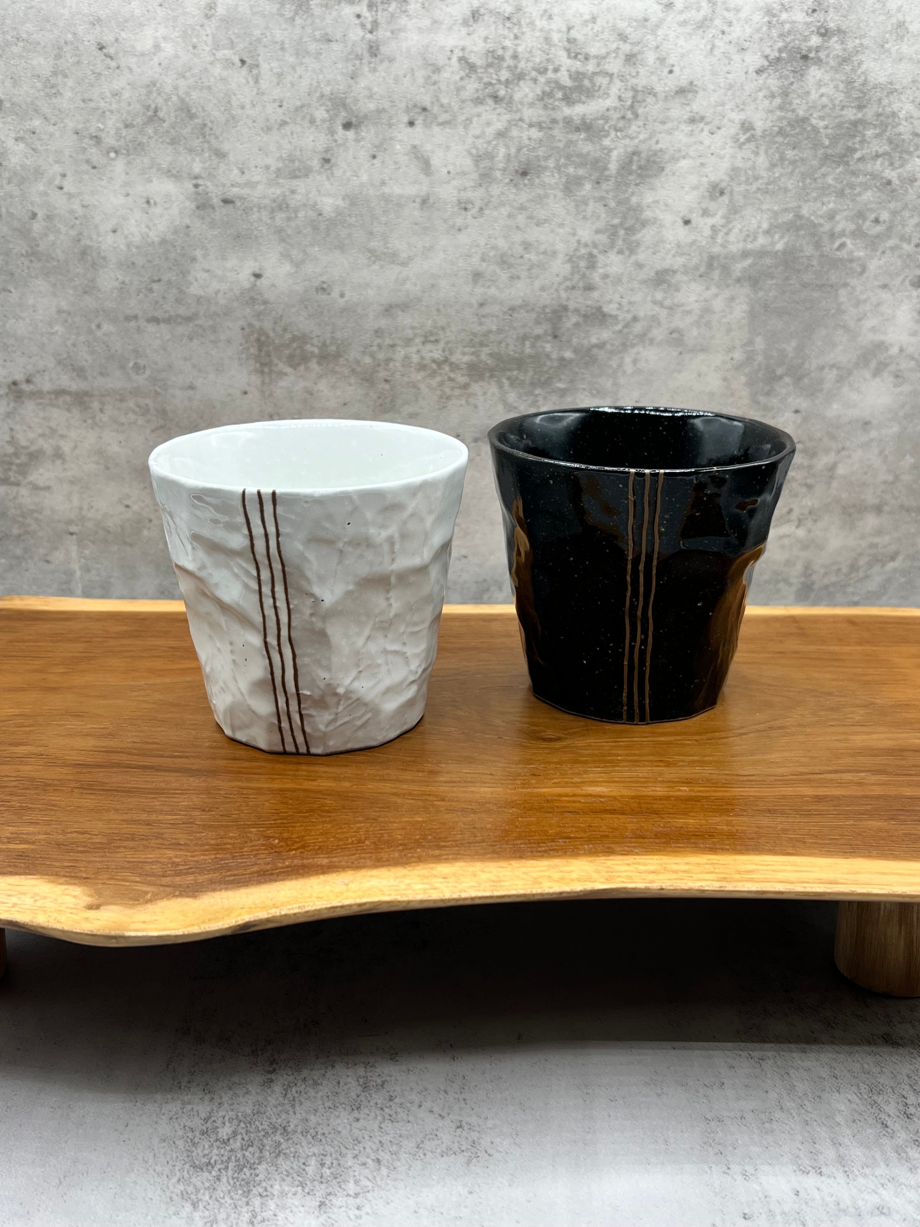 Kuro Rock Black Mino-yaki Yunomi - Japanese Teacup