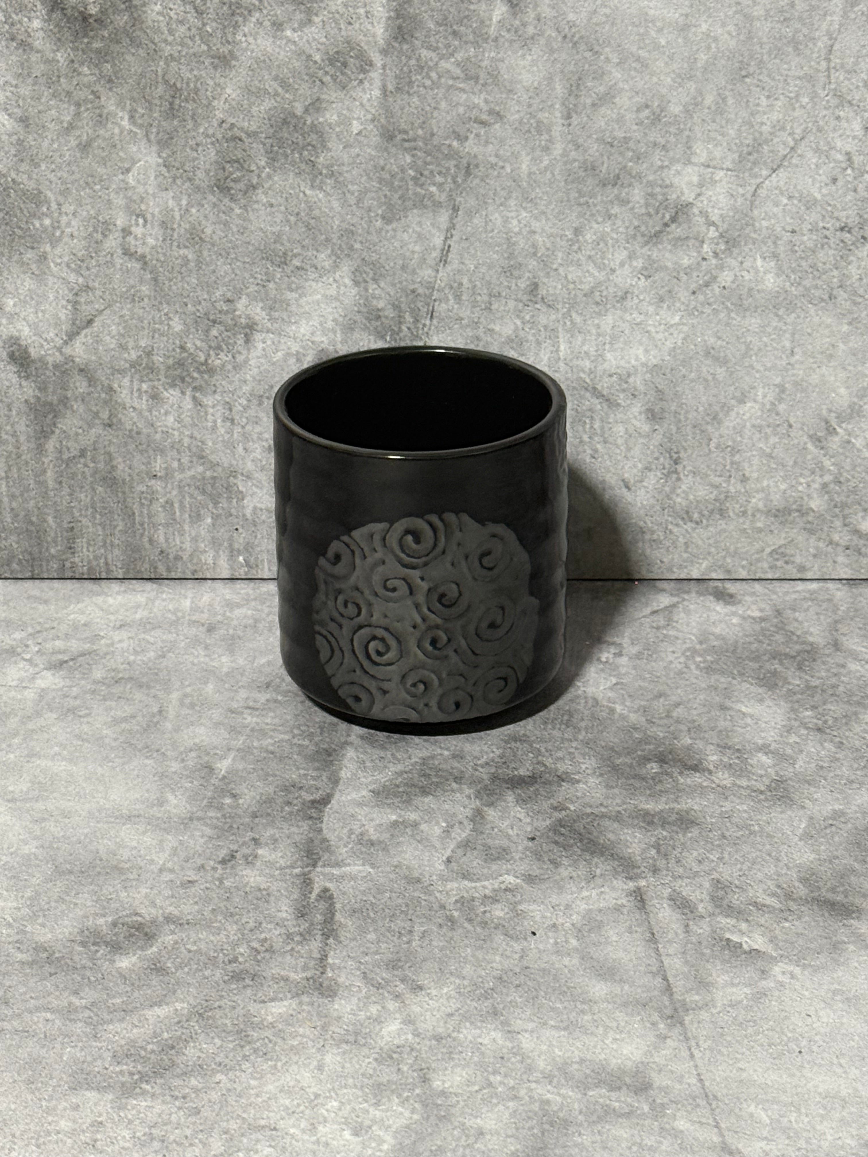 Tenmoku Naruto Black Mino-yaki Yunomi - Japanese Teacup