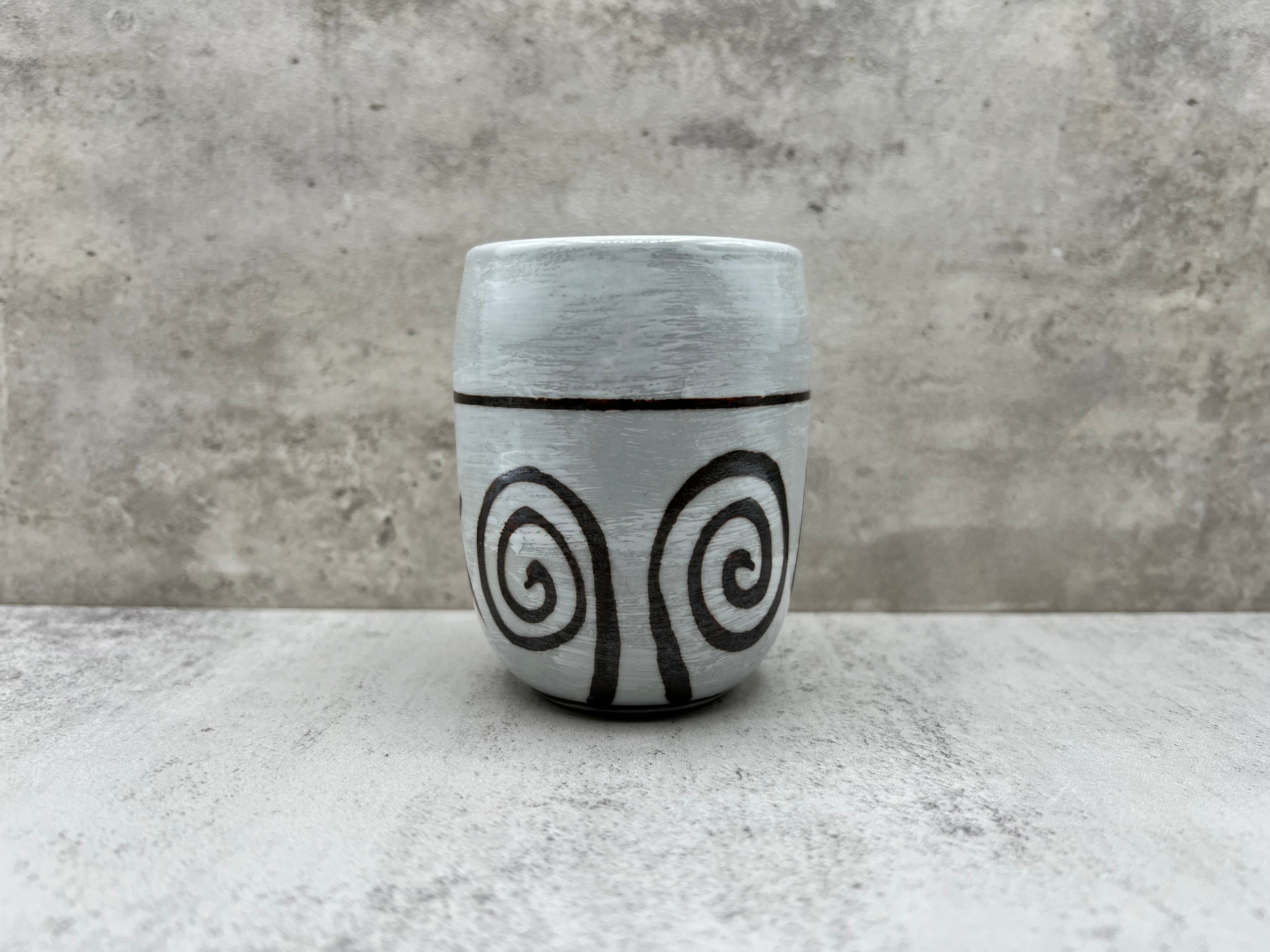 Shirohake Naruto Gray Mino-yaki Yunomi - Japanese Teacup