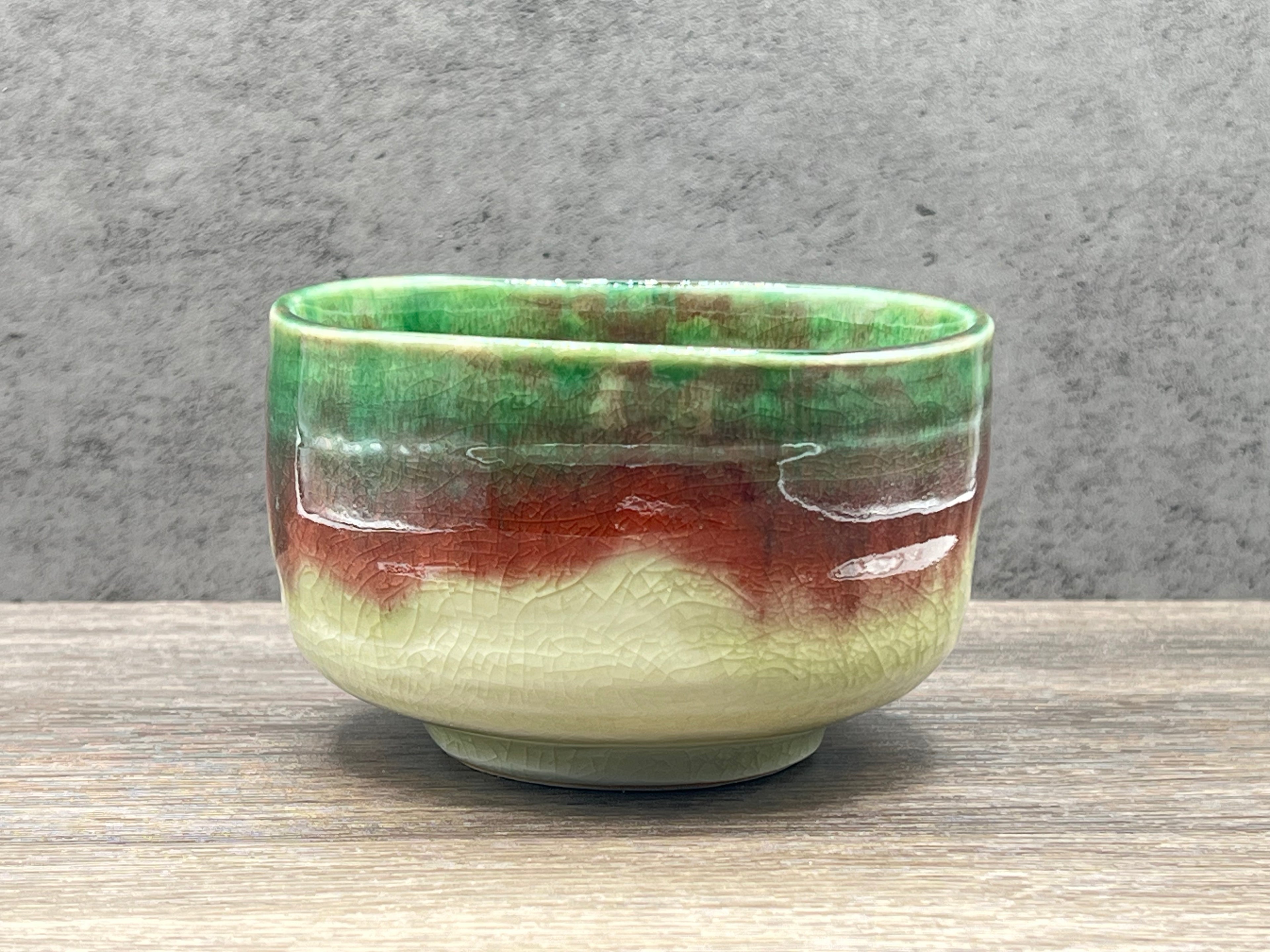 Toho Shinsa Celadon Green Mino-yaki Chawan - Japanese Matcha Bowl