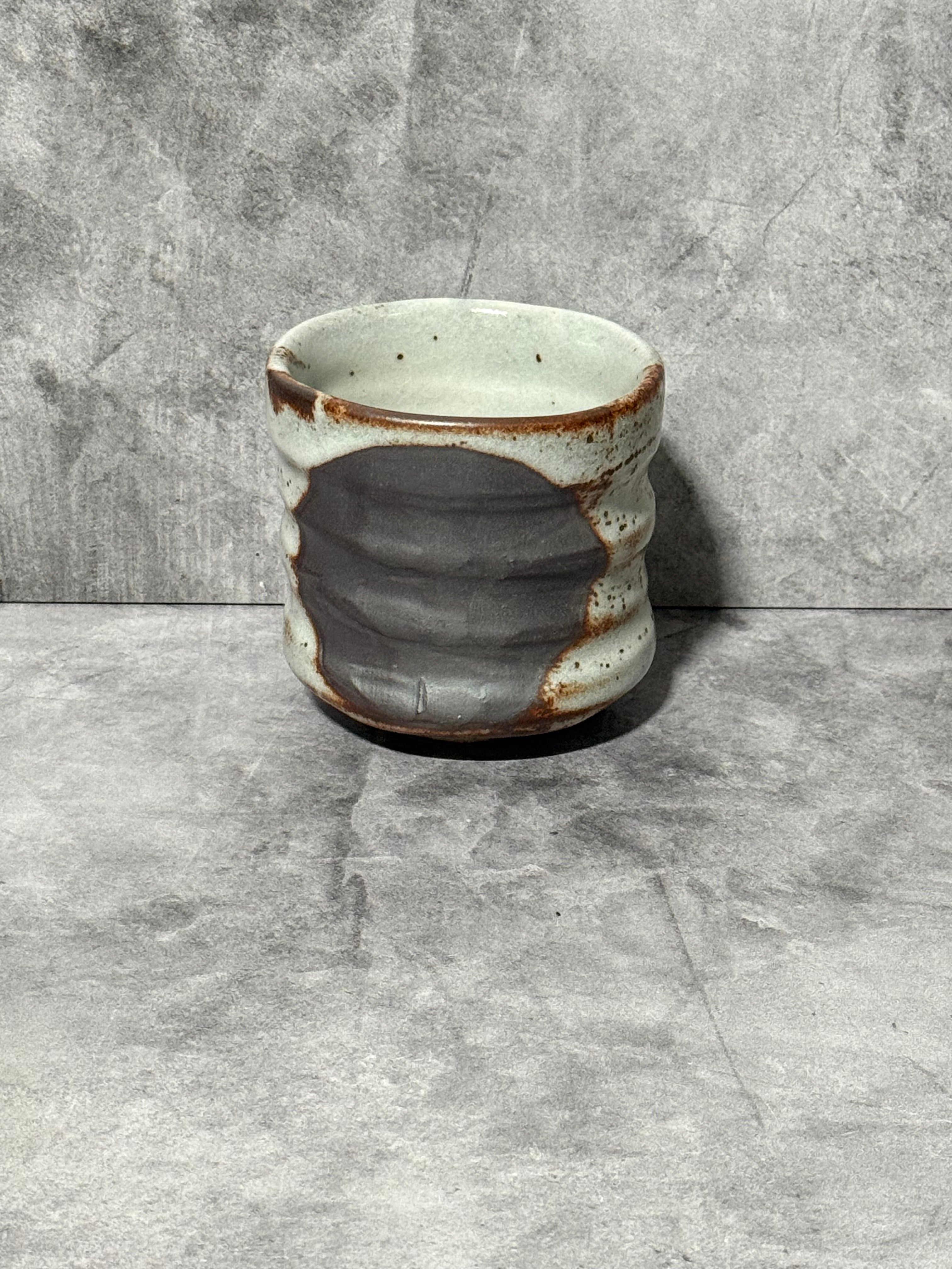 Nezumi Shino Gray Oversized Mino-yaki Yunomi - Japanese Teacup