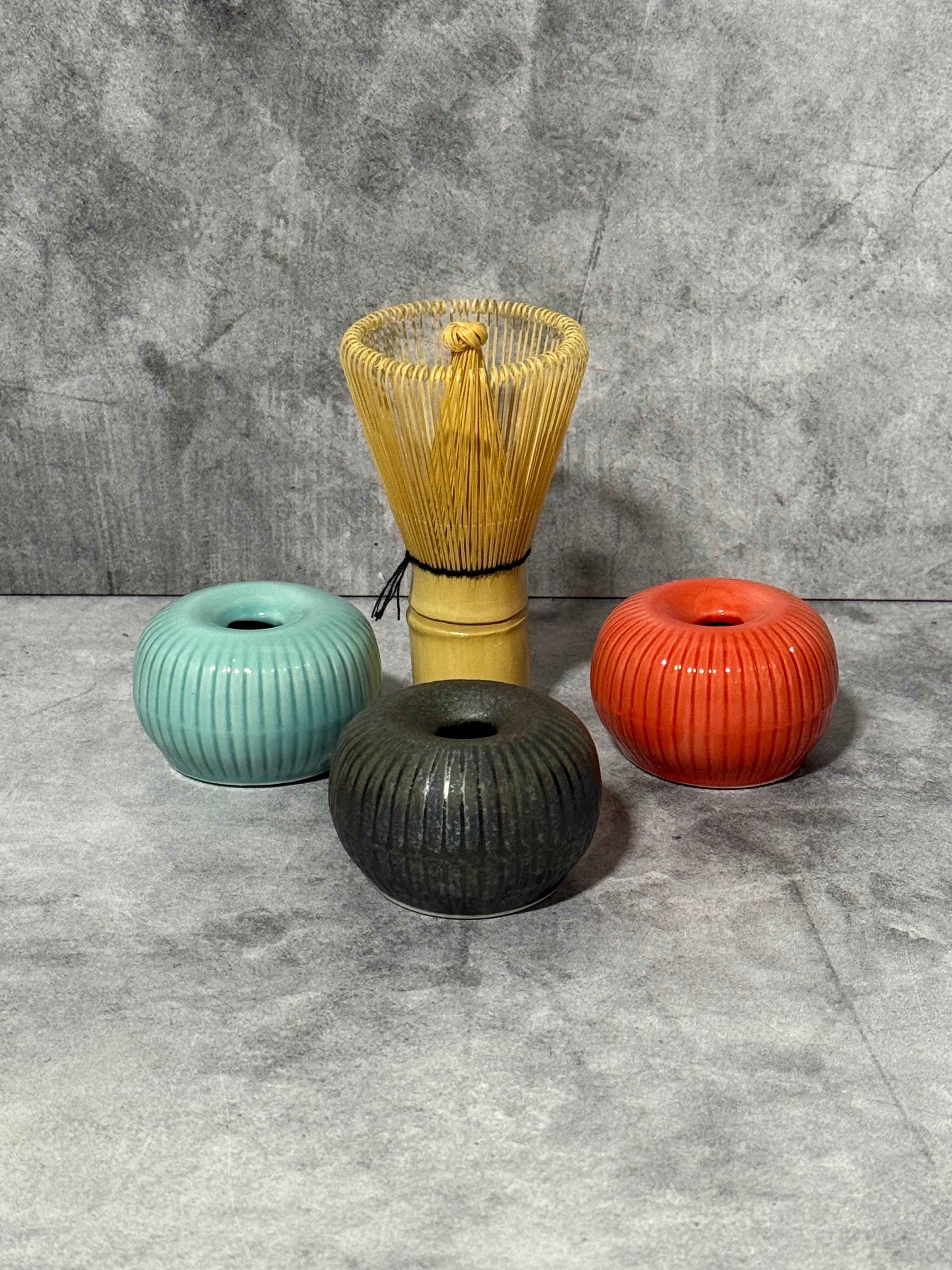 Porcelain Red Matcha Chasen Whisk Stand - Japanese Kusenaoshi