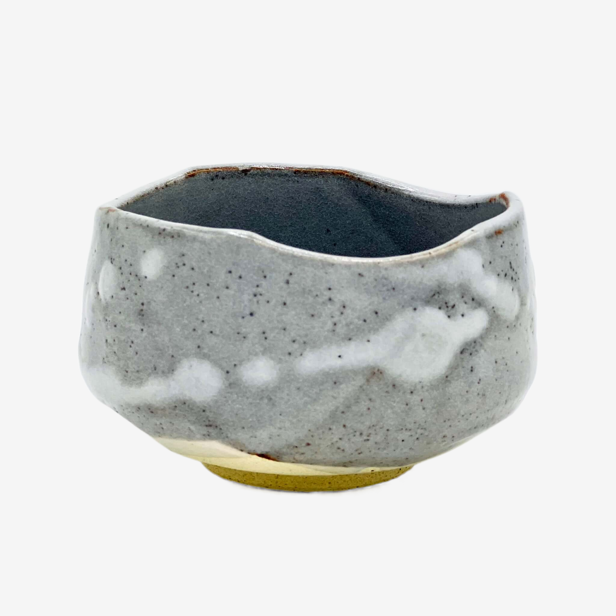 Shino Mountain Gray Chawan - Japanese Matcha Bowl Matchaware Inoue Tea