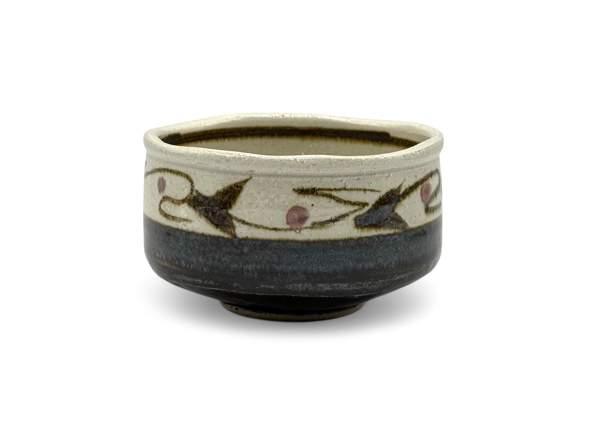 Karakusa Shinsa Black Mino-yaki Chawan - Japanese Matcha Bowl