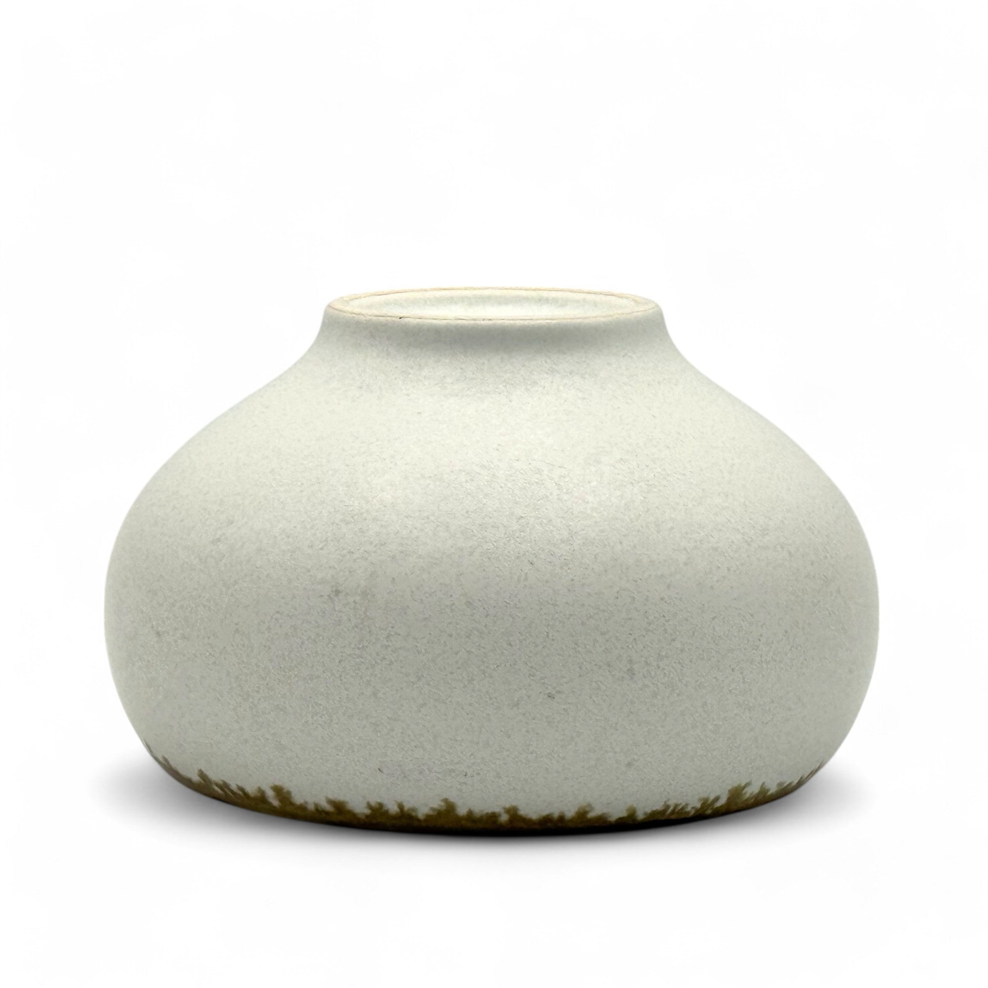 Yamago Hakubuchi Sabi White Mino-yaki Chawan - Japanese Matcha Bowl