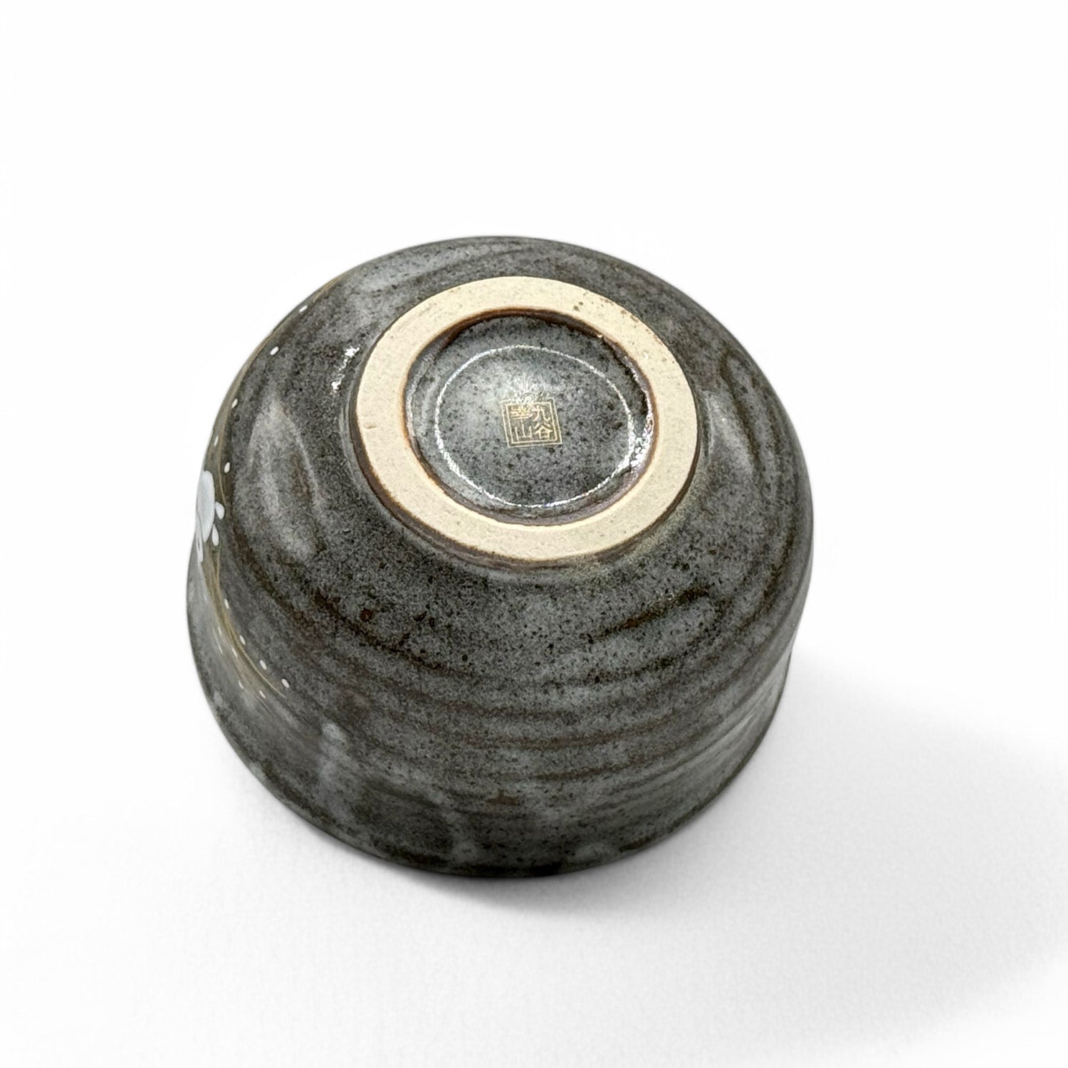 Hane Usagi Moon Rabbit Gray Kutani-yaki Chawan (Wooden Box) - Japanese Matcha Bowl