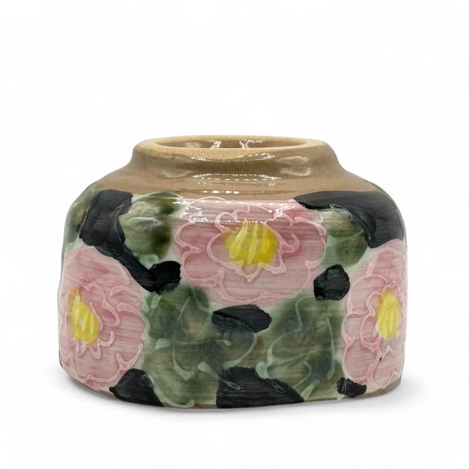 Red Peony Garden Mino-yaki Chawan - Japanese Matcha Bowl