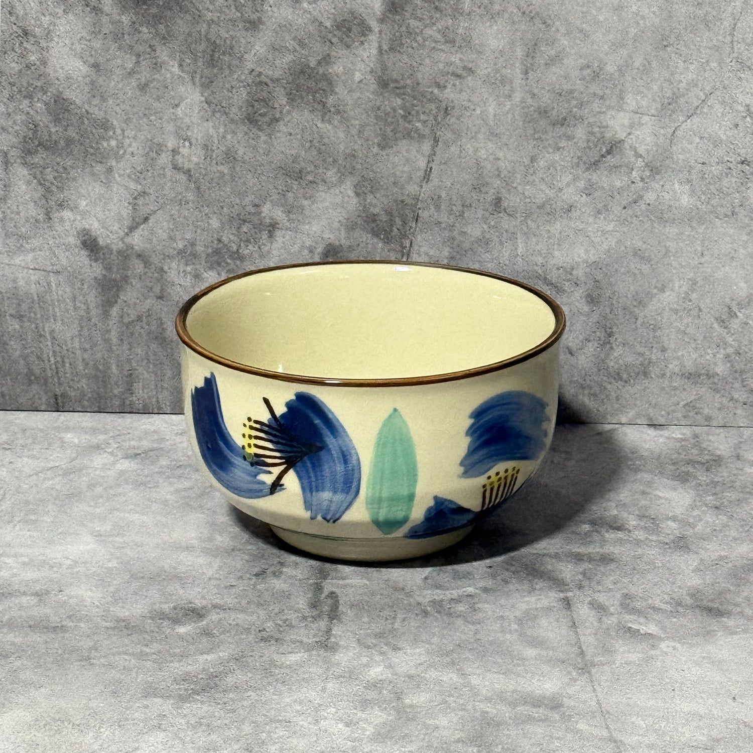 Aoi Mizu no Hana Beige Seto-yaki Chawan - Japanese Matcha Bowl
