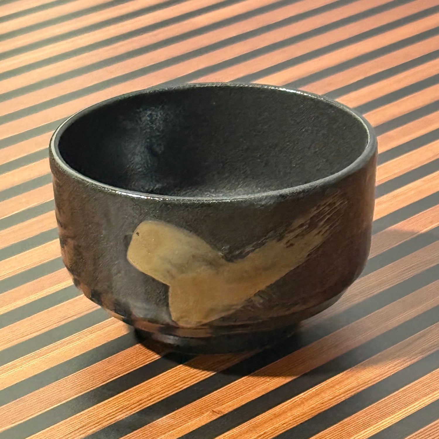 Kurogane Hake Black Mino-yaki Chawan by Genji - Japanese Matcha Bowl