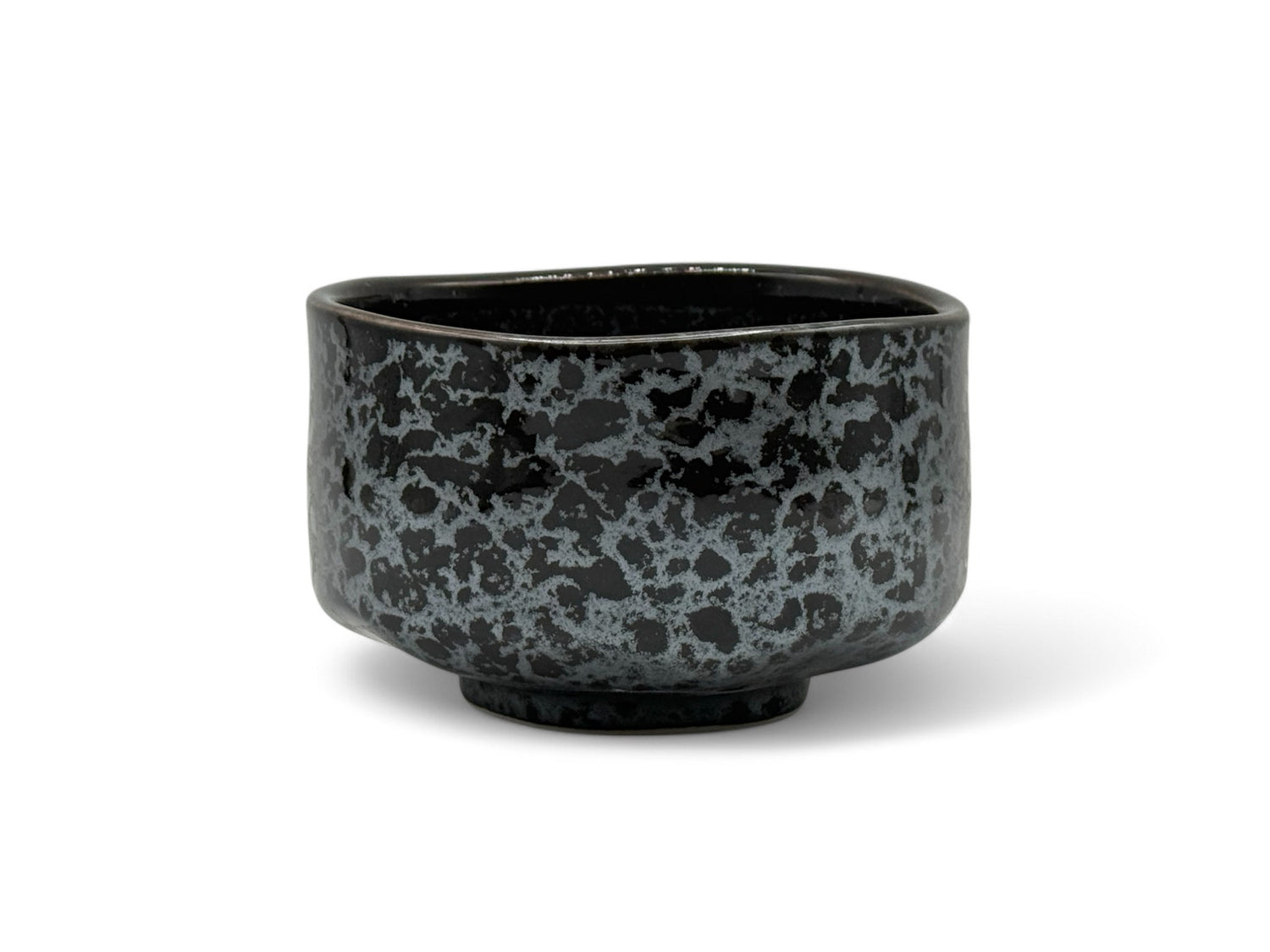 Kuroshinju Black Mino-yaki Chawan - Japanese Matcha Bowl