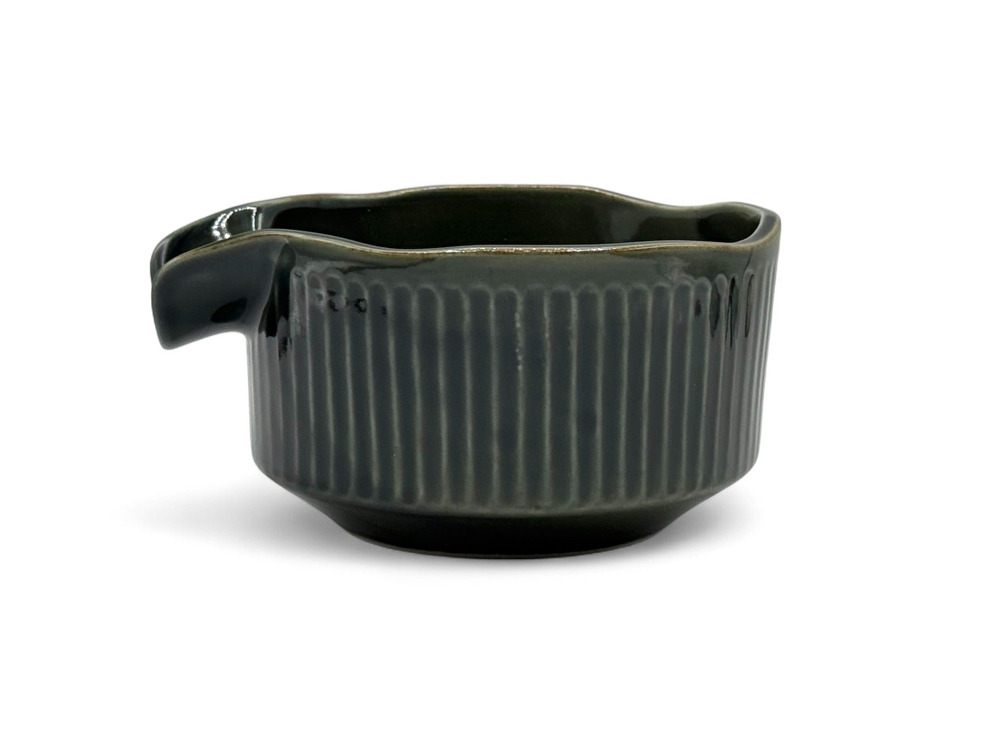 Mizuno Green Mino-yaki Kataguchi Chawan by Mizuno - Japanese Matcha Bowl