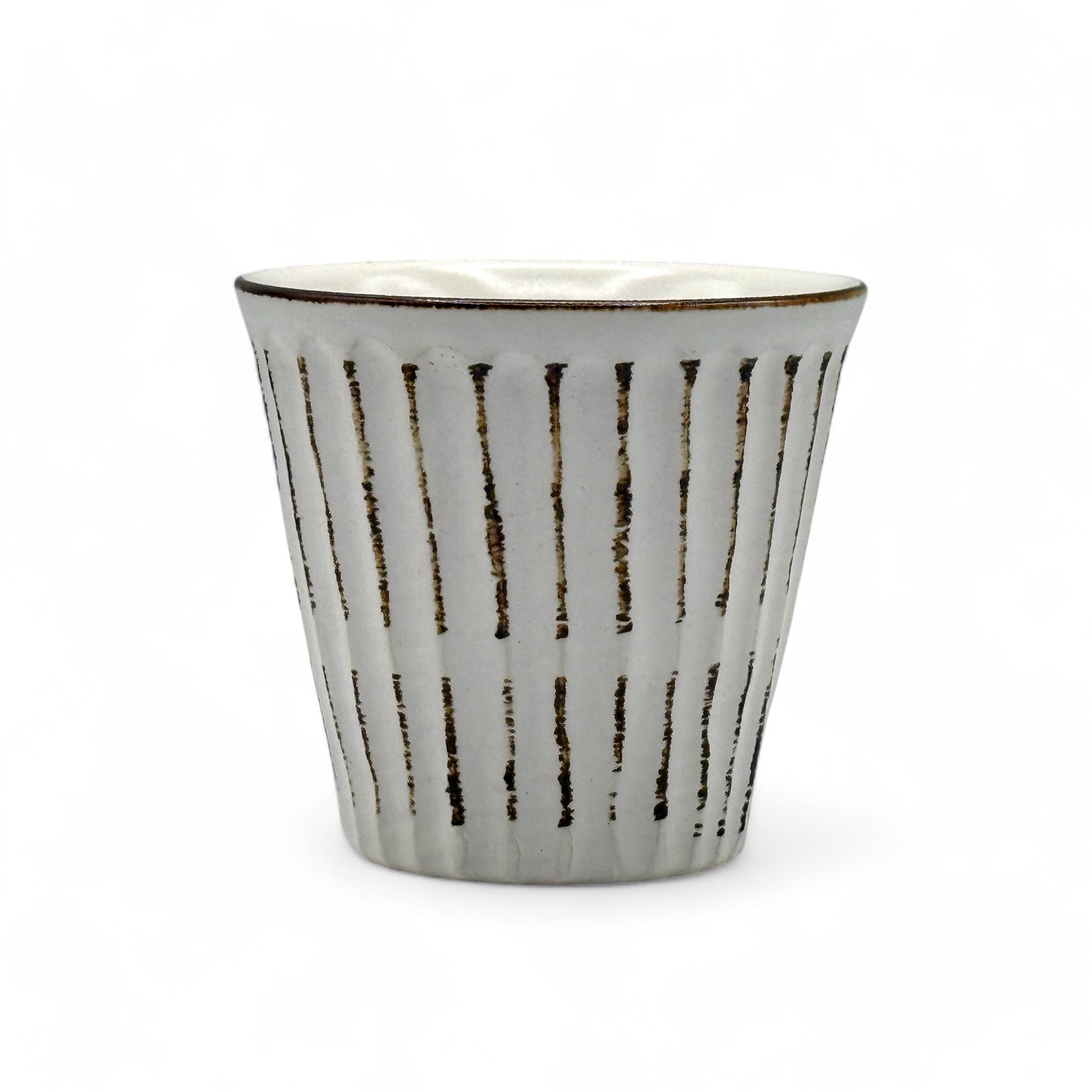 Shinogi Rust White Wide Mino-yaki Yunomi - Japanese Teacup