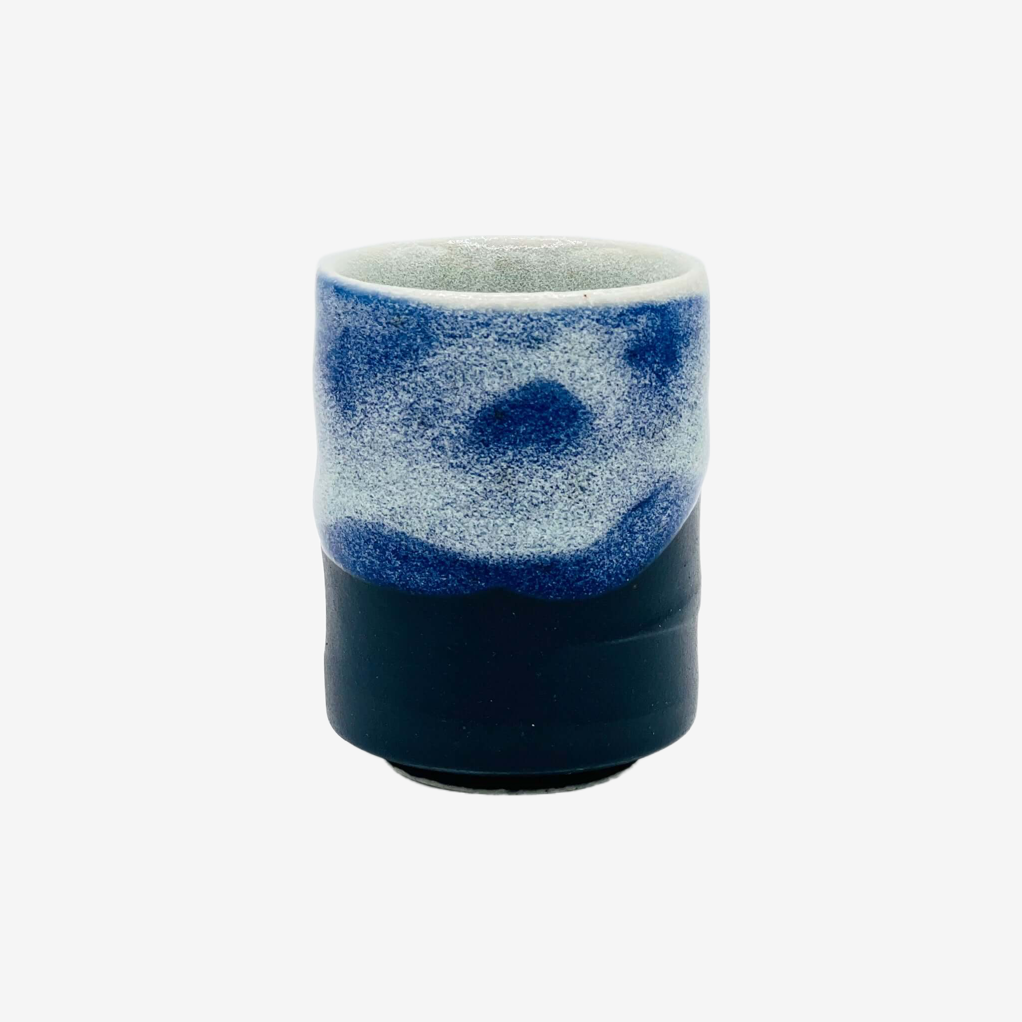 Ruri Keshō Black Yunomi - Japanese Teacup Teaware Inoue Tea