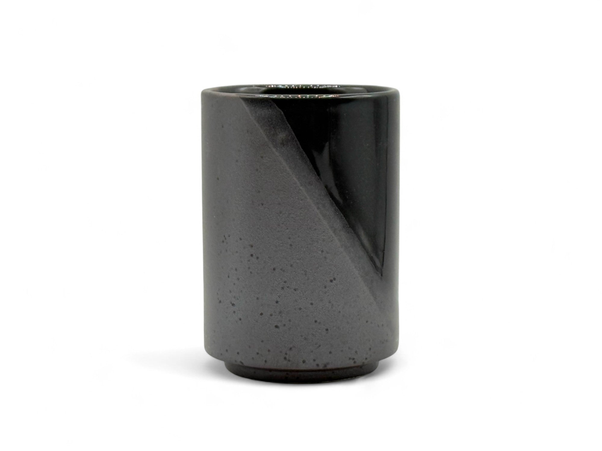 Kokuyu Black Mino-yaki Yunomi - Japanese Teacup
