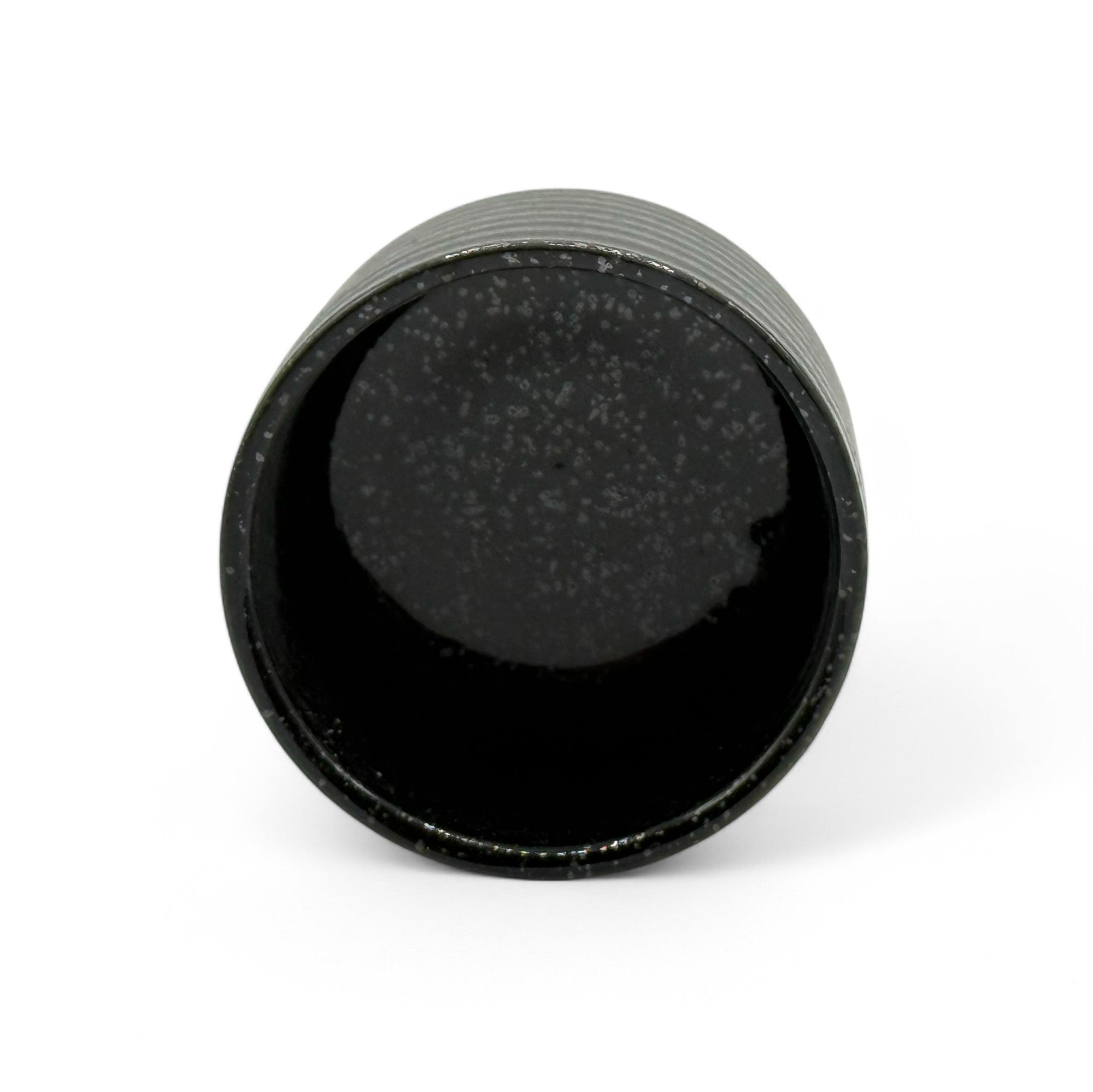 Yuzen Hana Flower Black Mino-yaki Wide Yunomi - Japanese Teacup