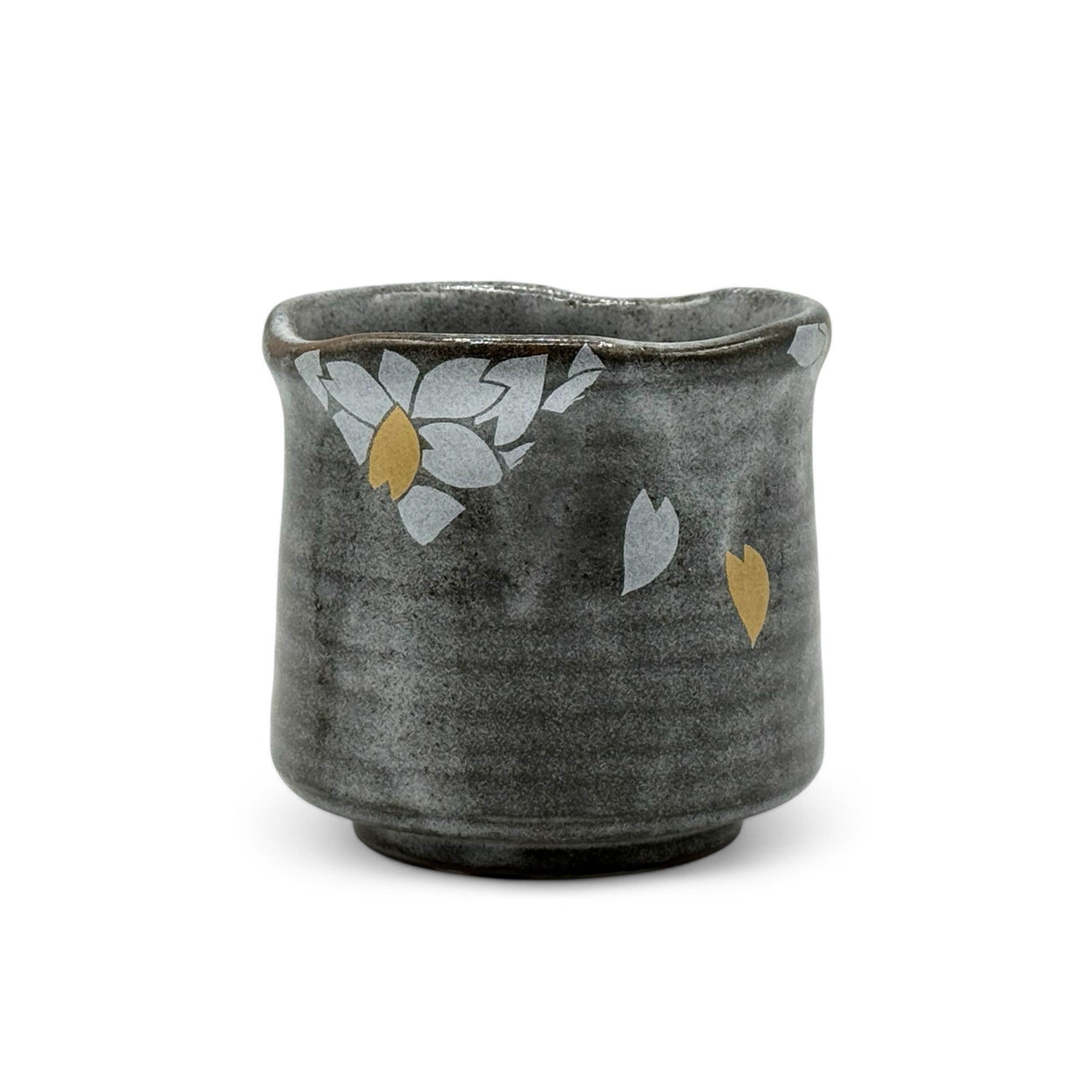 Hanabira Gray Kutani-yaki Yunomi - Japanese Teacup