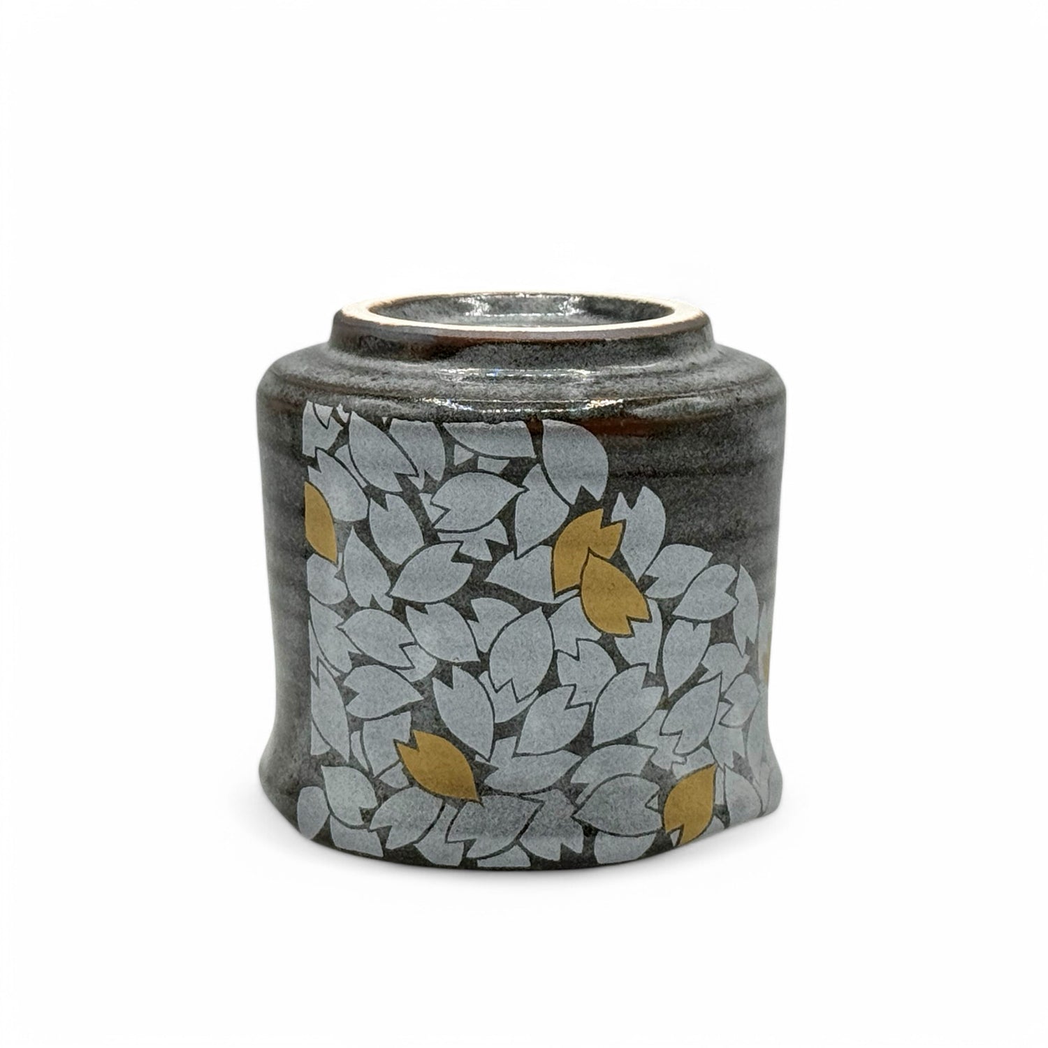 Hanabira Gray Kutani-yaki Yunomi - Japanese Teacup