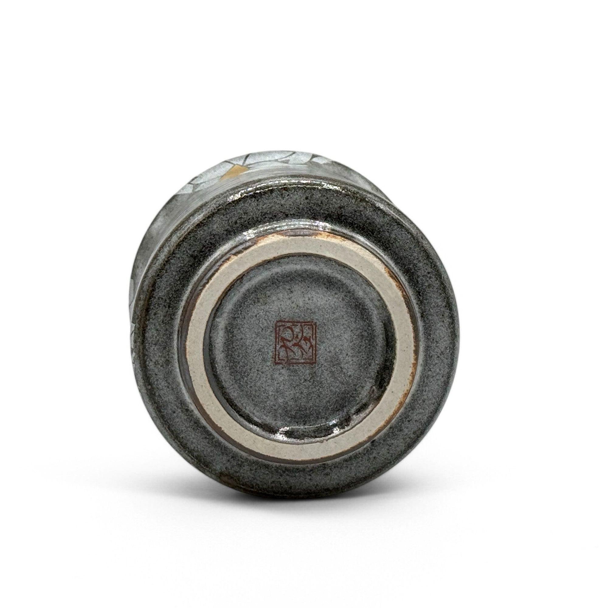 Hanabira Gray Kutani-yaki Yunomi - Japanese Teacup