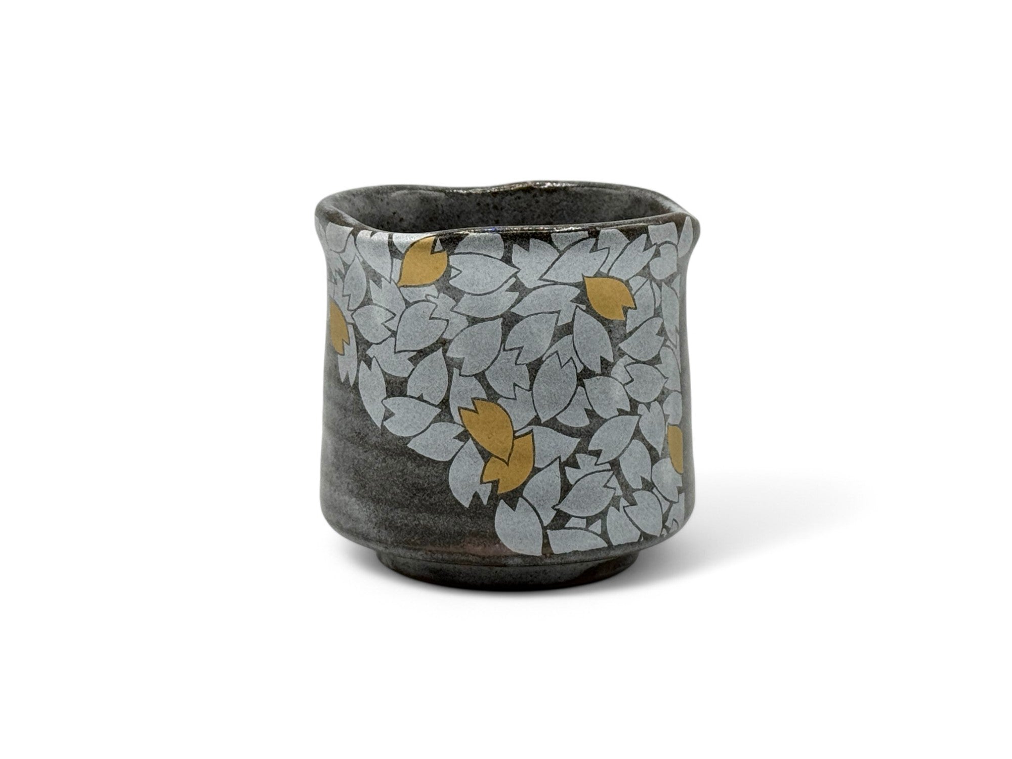 Hanabira Gray Kutani-yaki Yunomi - Japanese Teacup