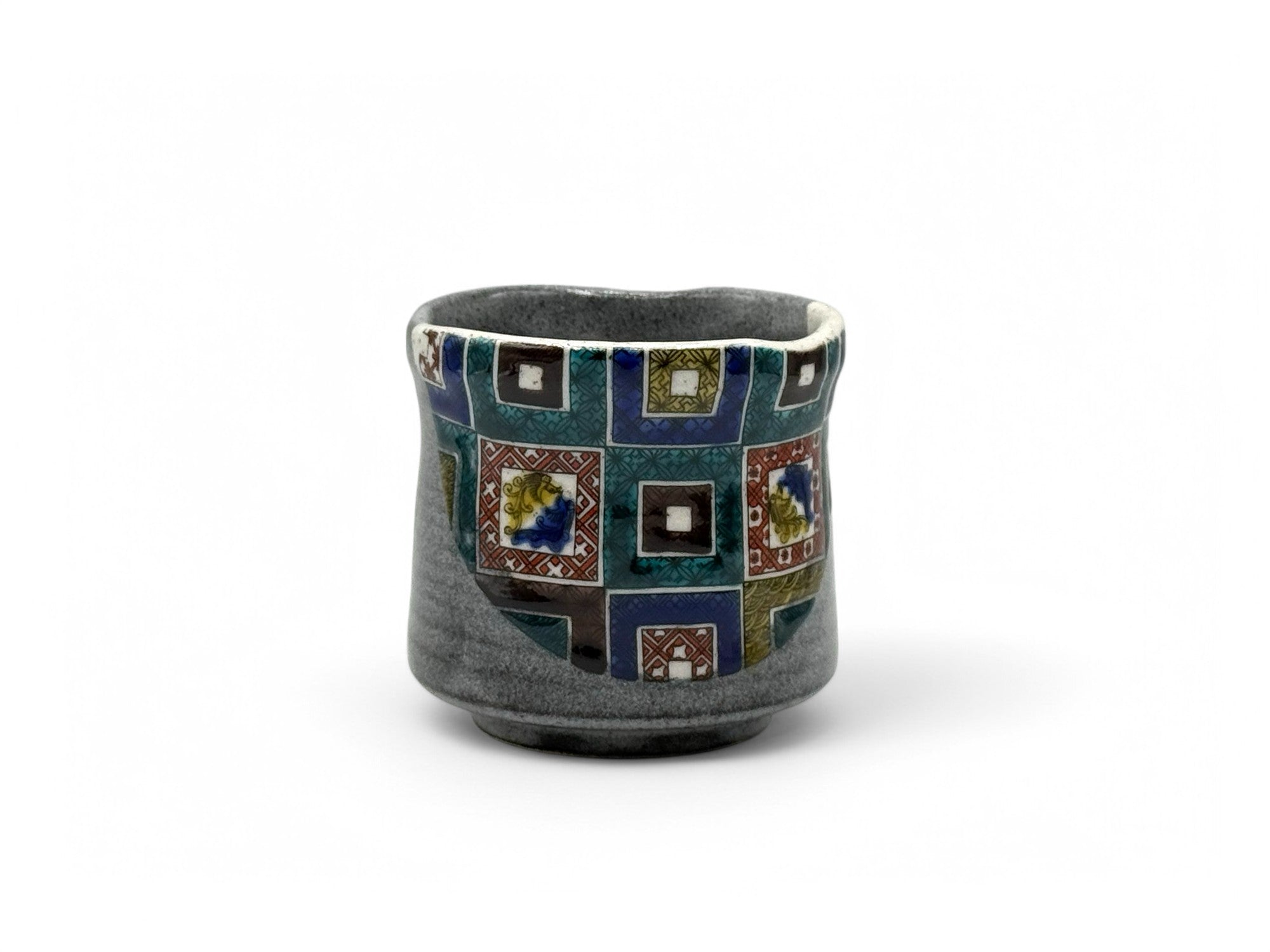 Ishidatami Gray Kutani-yaki Yunomi - Japanese Teacup