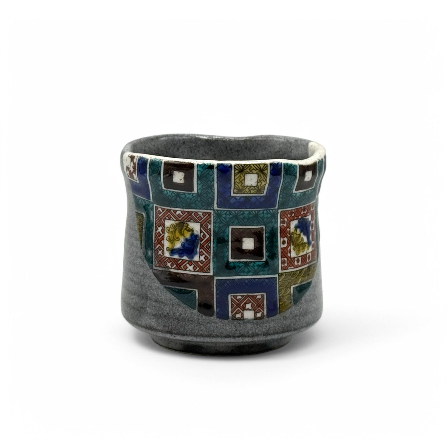 Ishidatami Gray Kutani-yaki Yunomi - Japanese Teacup
