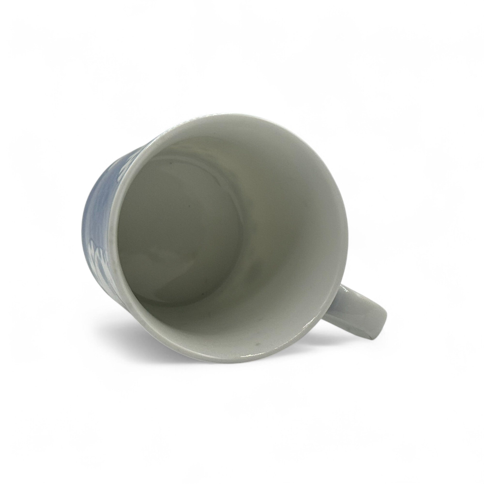 Neko Chigura Blue Cat Mug - Japanese Tea Mug