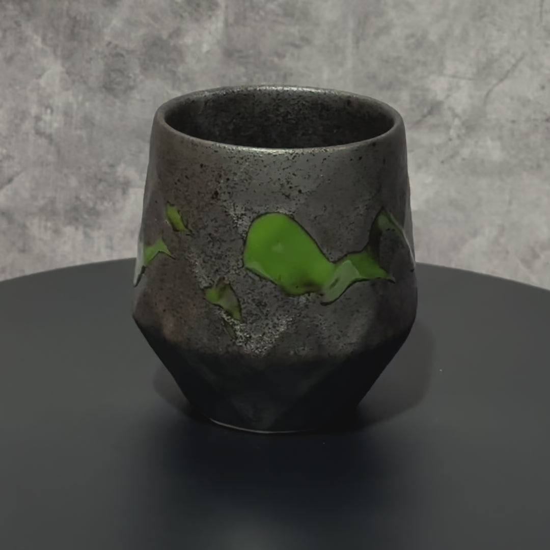 Kurobuki Ryusui Grey Green Mino-yaki Yunomi - Japanese Teacup