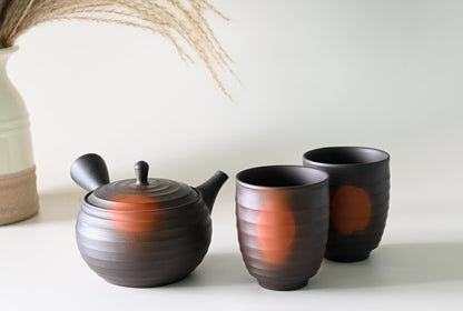 Japanese Green Tea Set - Teapot with Filters (270ml) and Two Cups