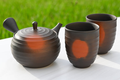 Japanese Green Tea Set - Teapot with Filters (270ml) and Two Cups