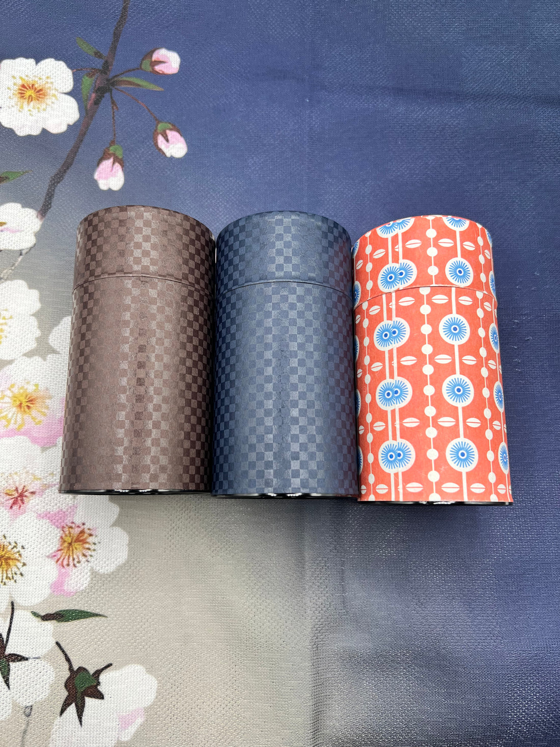 Ichimatsu Checkered Blue Washi Paper Wrapped Tea Canister (L) - Japanese Chazutsu