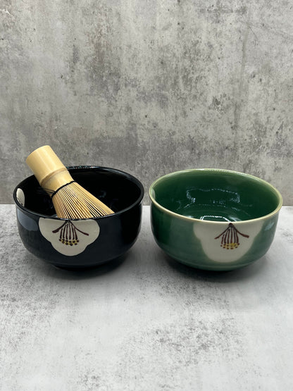 Midori Green Camellia Seto-yaki Chawan - Japanese Matcha Bowl