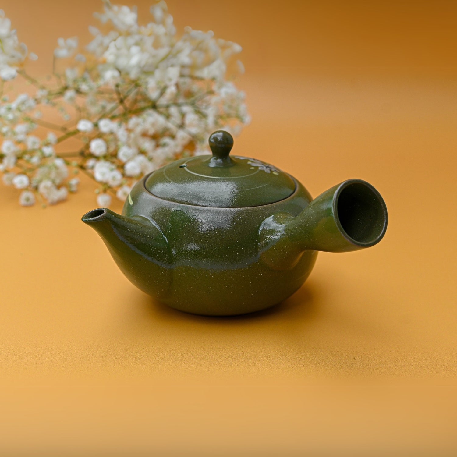 Green Kyusu with Flowers - Japanese Handmade Teapot with Premium Tea Strainer - 12 fl oz/360ml