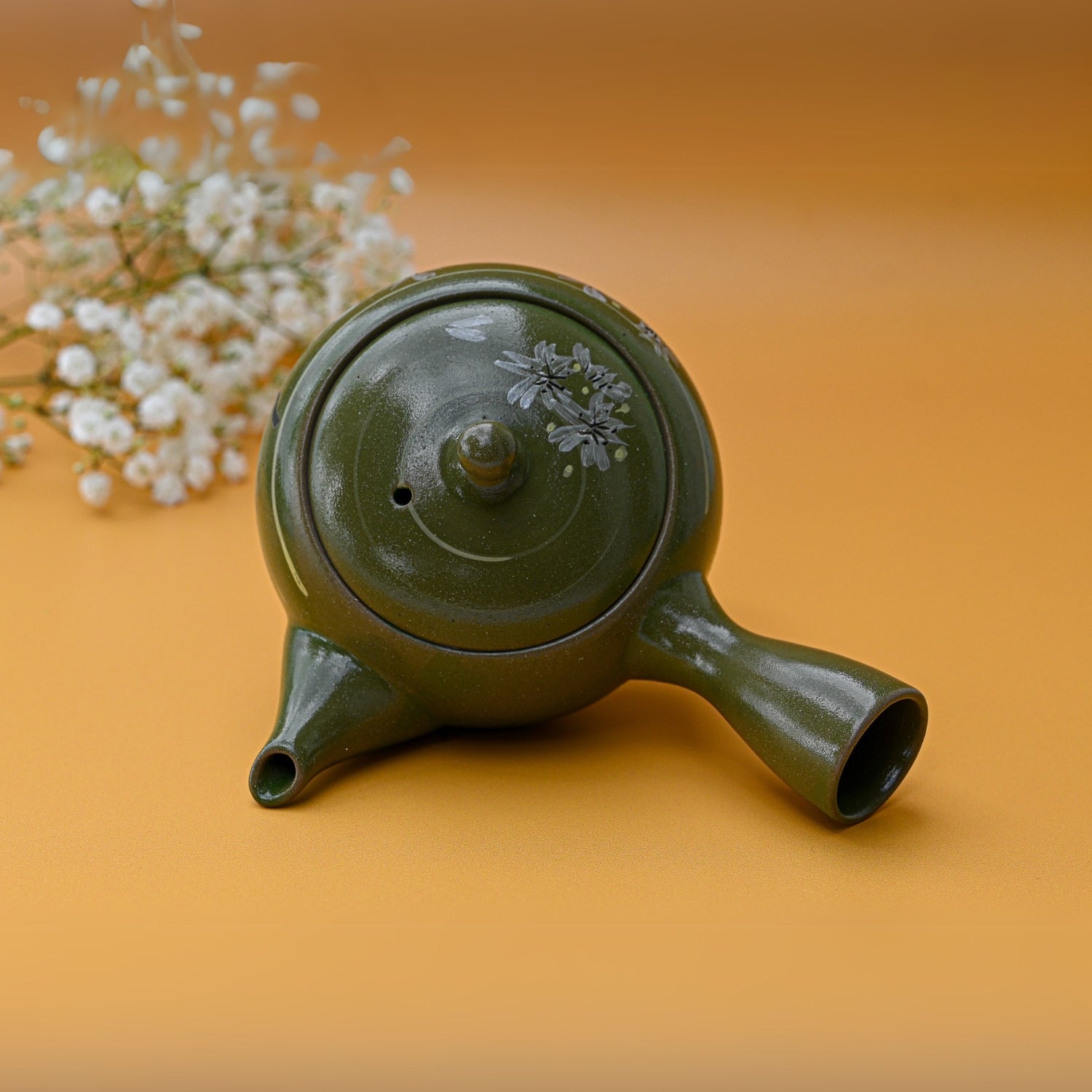 Green Kyusu with Flowers - Japanese Handmade Teapot with Premium Tea Strainer - 12 fl oz/360ml