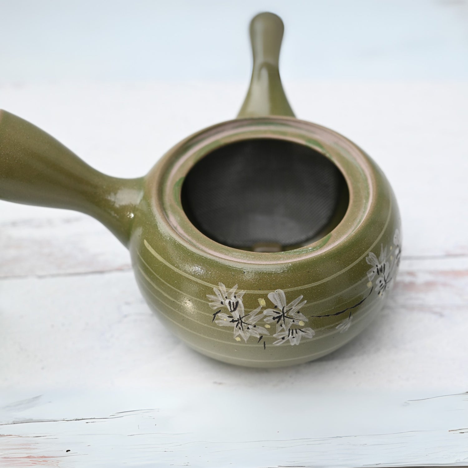 Green Kyusu with Flowers - Japanese Handmade Teapot with Premium Tea Strainer - 12 fl oz/360ml