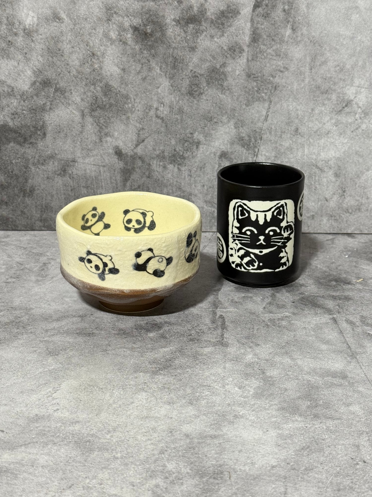 Shukufuku Black Neko Cat Yunomi - Japanese Teacup