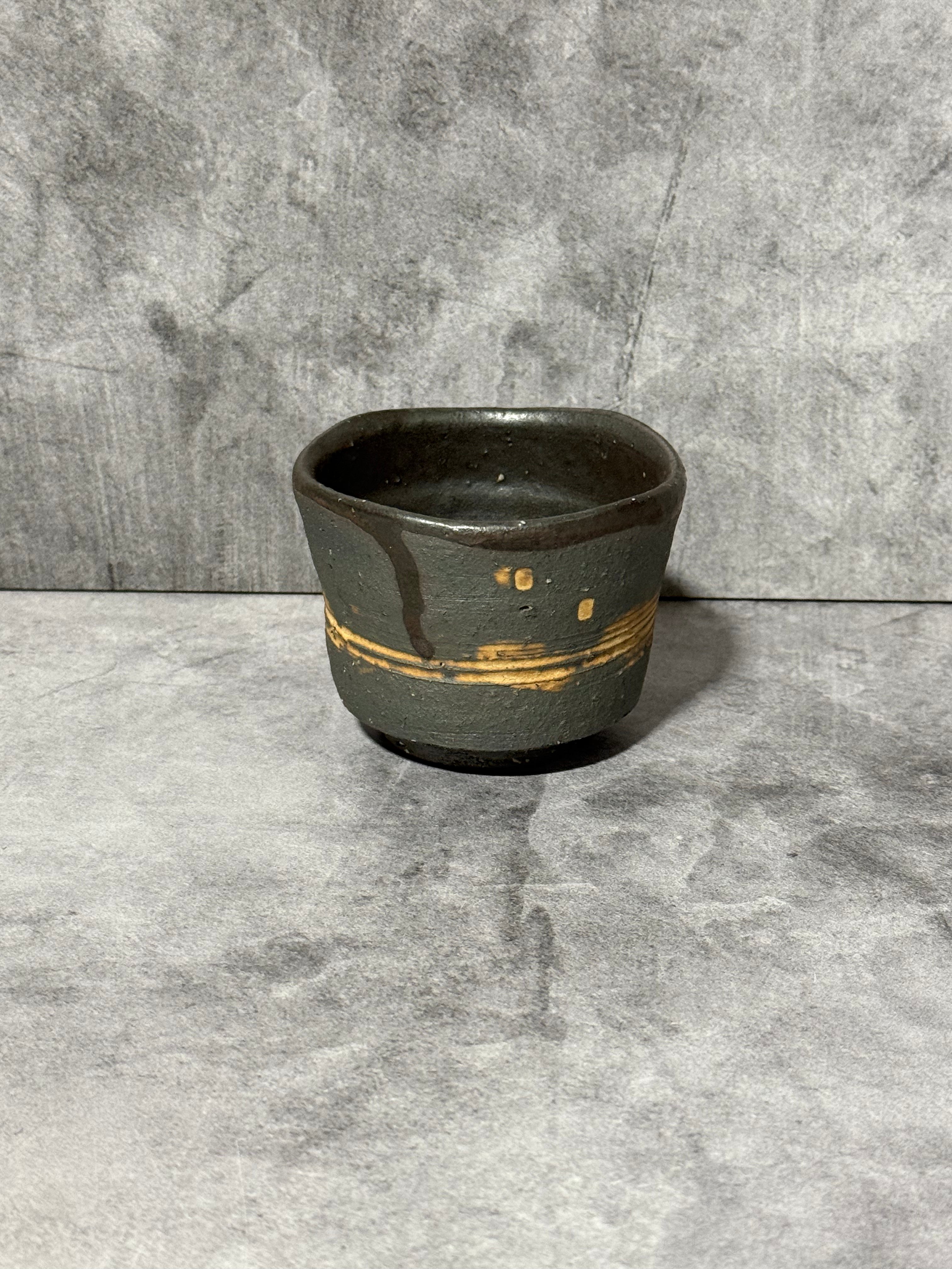 Izayoi Brown Shigaraki-yaki Yunomi - Japanese Teacup