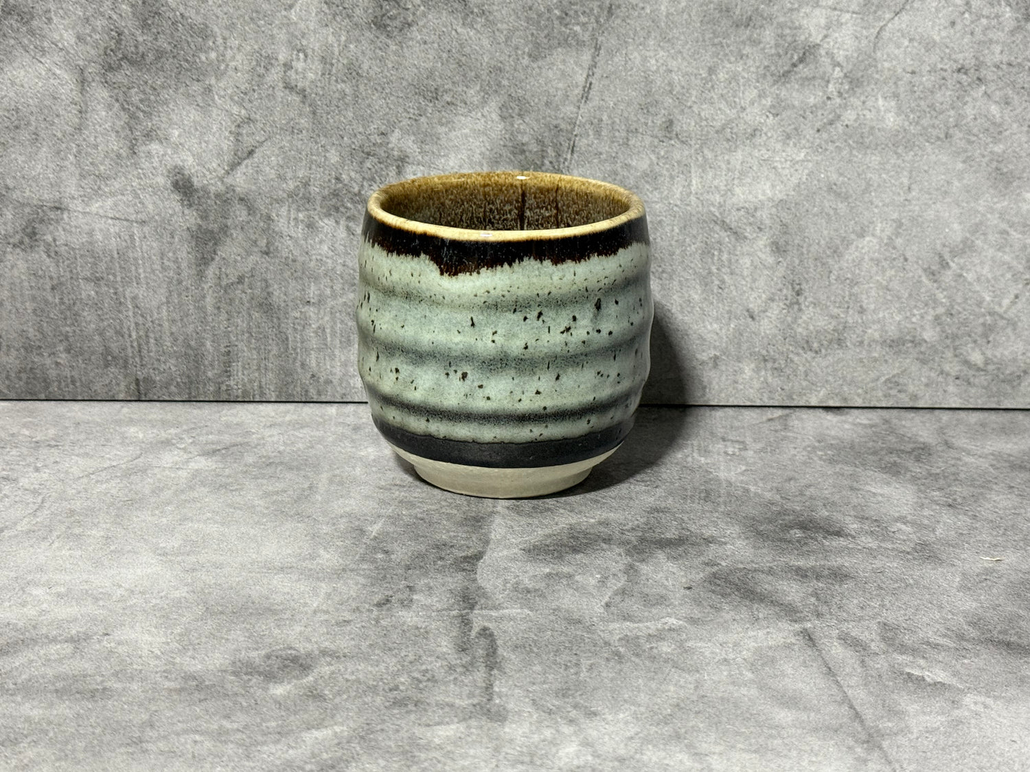 Tenmoku Iguchi Gray Mino-yaki Yunomi - Japanese Teacup