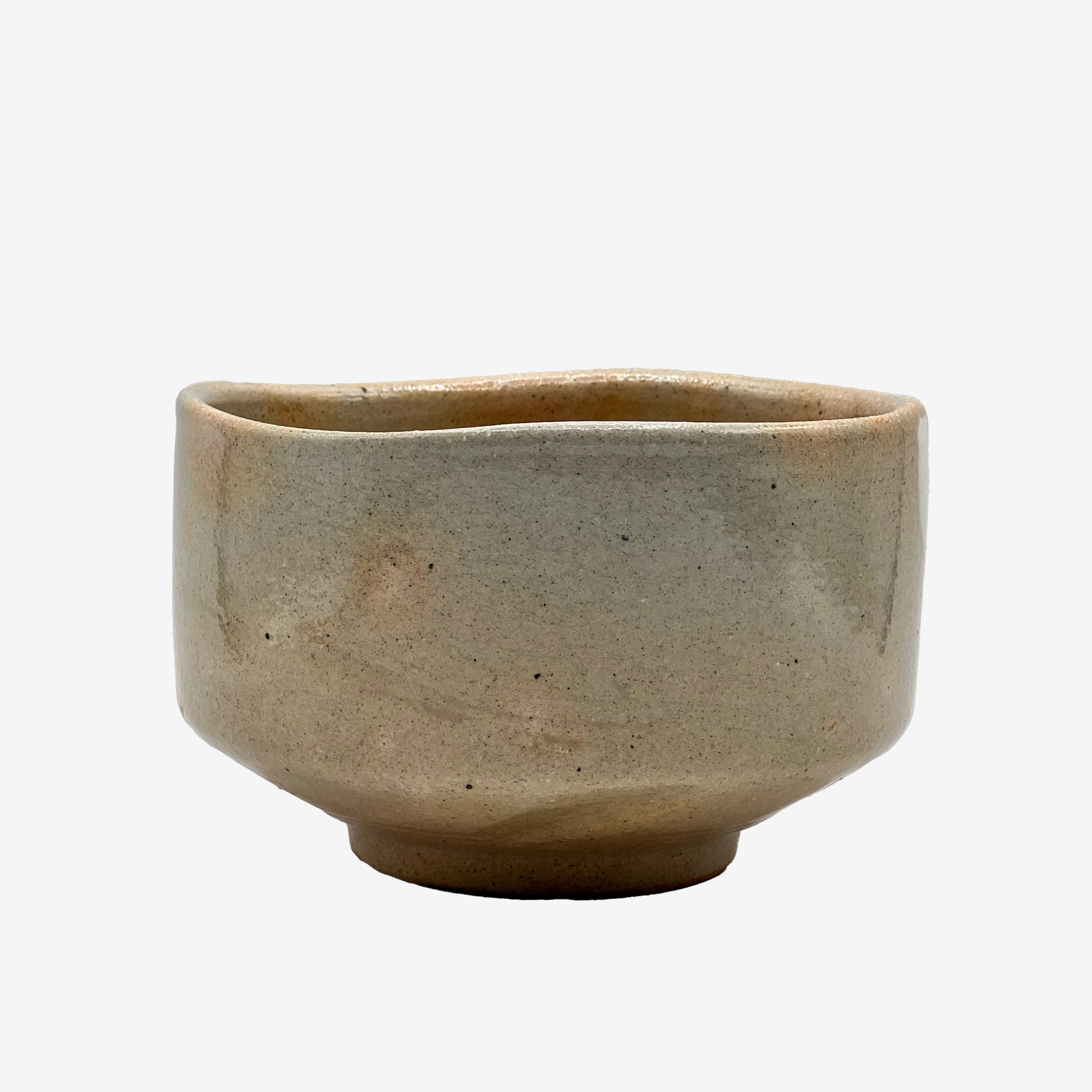 Megumi Sand Beige Mino-yaki Chawan - Japanese Matcha Bowl