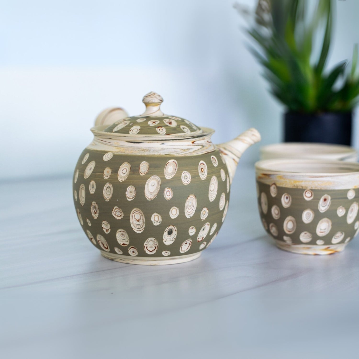 Japanese Kyusu Set - Teapot with Filters (370ml) and Two Cups