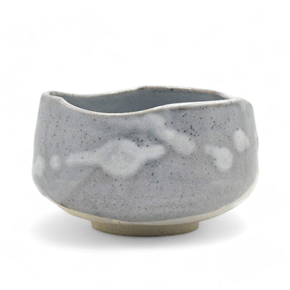 Shino Mountain Gray Mino-yaki Chawan - Japanese Matcha Bowl