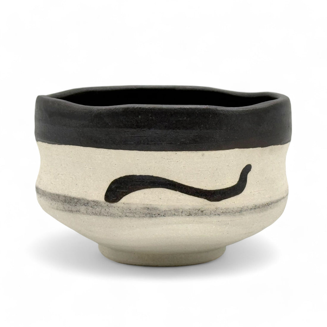 Kuroryu Rustic Black Shigaraki-yaki Chawan - Japanese Matcha Bowl