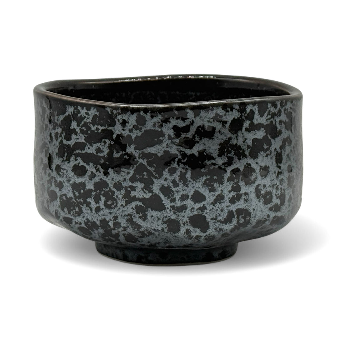 Kuroshinju Black Mino-yaki Chawan - Japanese Matcha Bowl