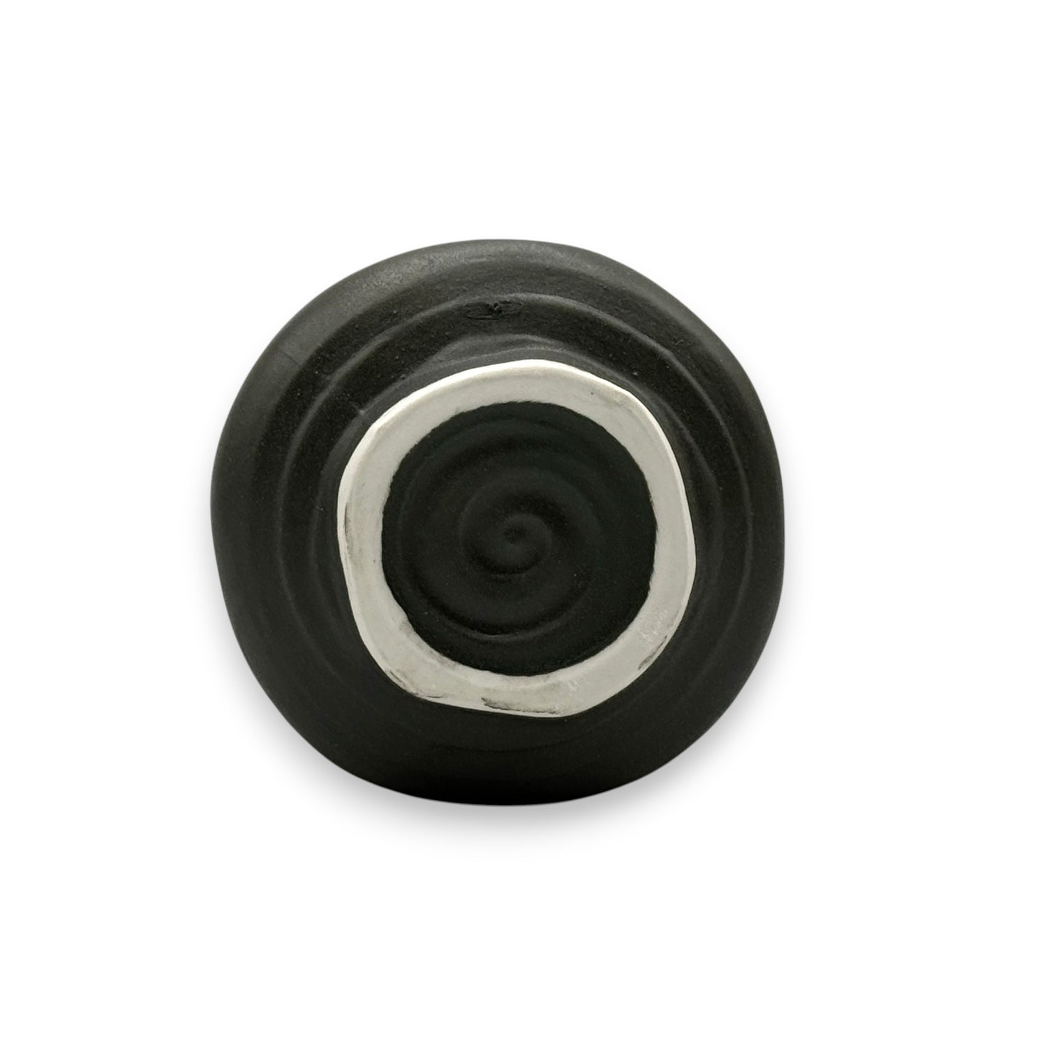 Mangantataki Kin Black Mino-yaki Chawan - Japanese Mini Matcha Bowl