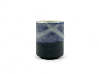 Ruri Kesho Black Mino-yaki Yunomi - Japanese Teacup