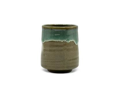 Kin Kama-ryū Green Mino-yaki Yunomi - Japanese Teacup