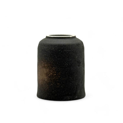 Kuro Iga Black Mino-yaki Yunomi - Japanese Teacup