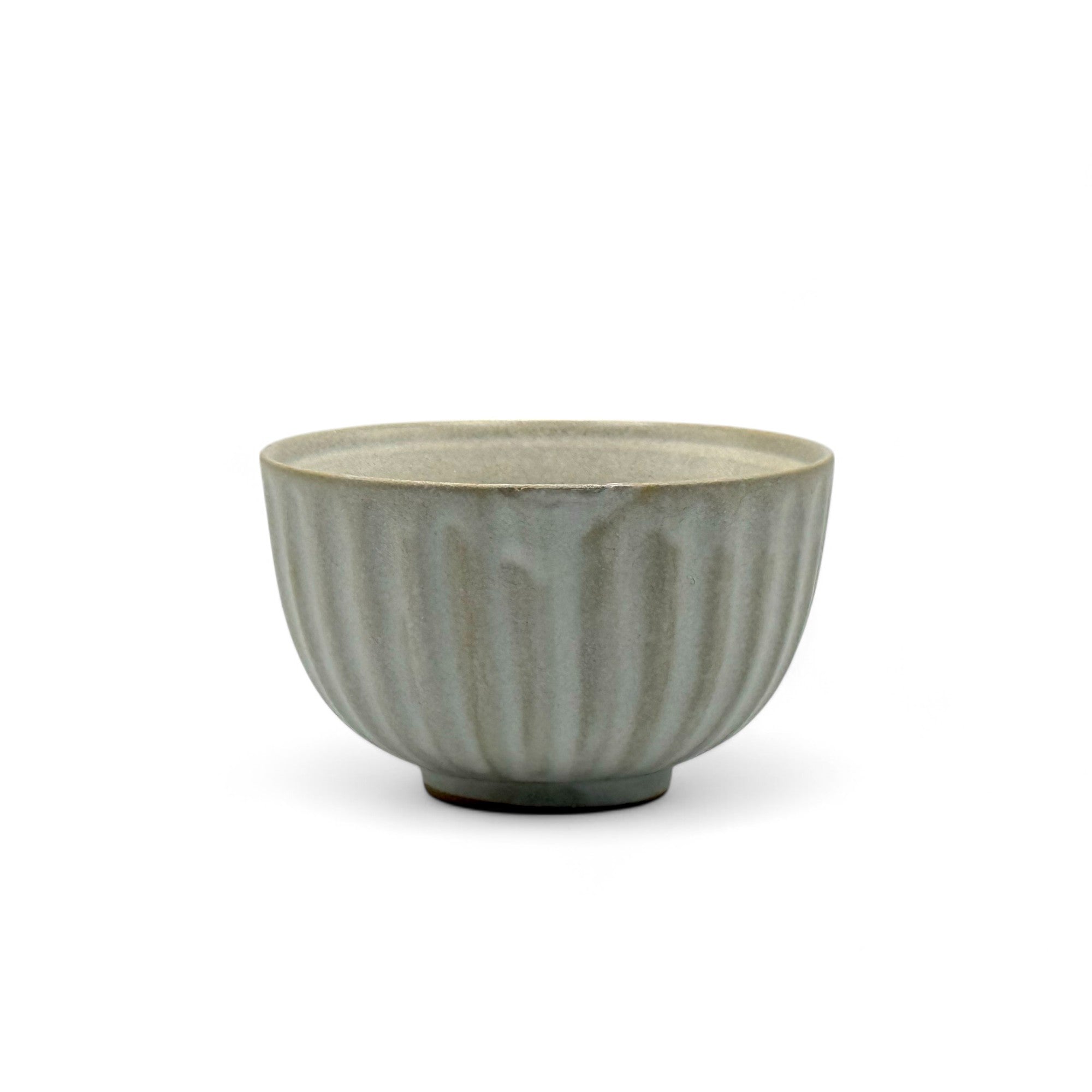 Kiku Kohiki White Mino-yaki Yunomi - Japanese Sencha Teacup