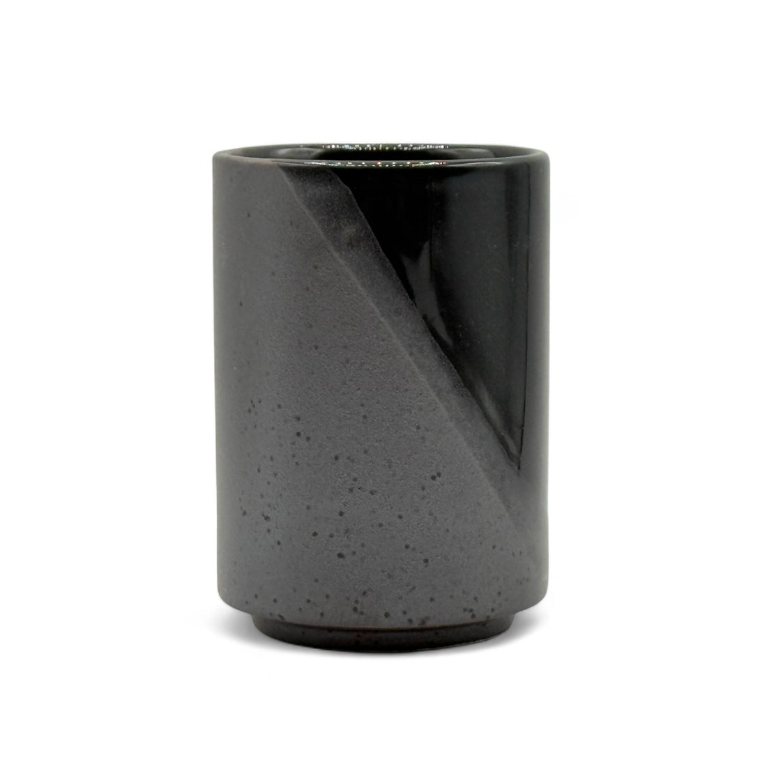 Kokuyu Black Mino-yaki Yunomi - Japanese Teacup