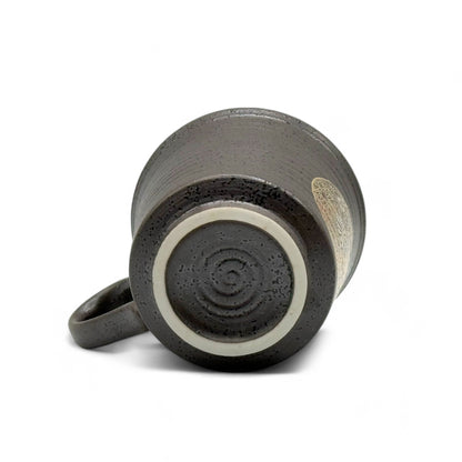 Kinkazume Black Kutani-yaki Mug- Japanese Tea Mug